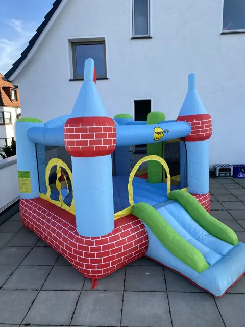 Hüpfburg Schloss mit Bällebad mieten in Bielefeld